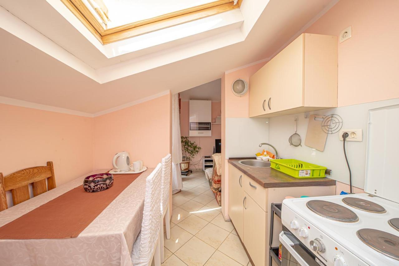 Apartamento Fairytale 1 And 2 Budva Exterior foto