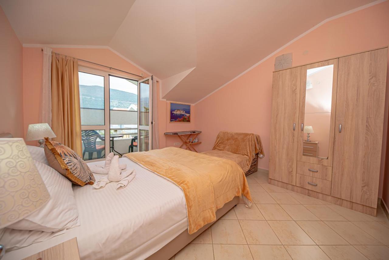 Apartamento Fairytale 1 And 2 Budva Exterior foto