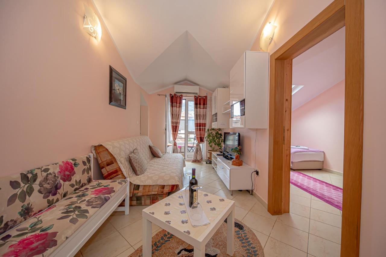 Apartamento Fairytale 1 And 2 Budva Exterior foto